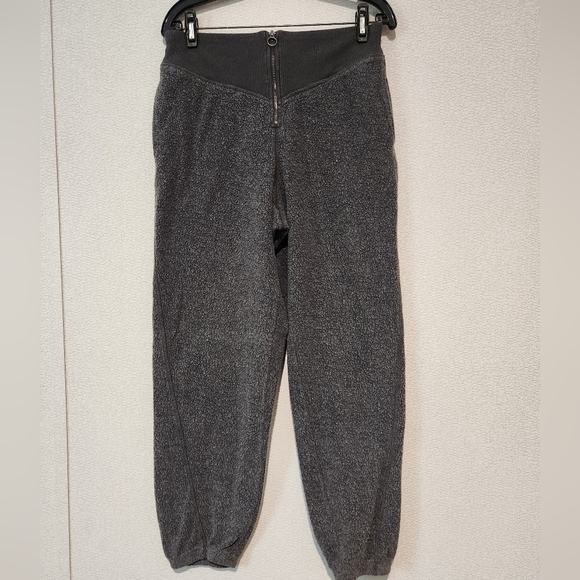 Aerie Gray Cozy Fleece Jogger Zipper Front Medium - Picture 2 of 9